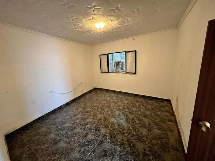 Image No.4-4 Bed Townhouse for sale