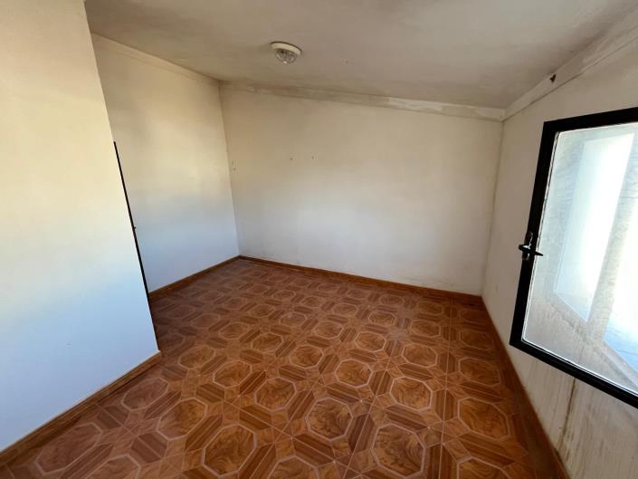 Image No.15-4 Bed Townhouse for sale