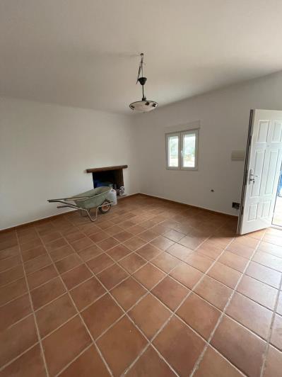 Image No.4-3 Bed Country Property for sale