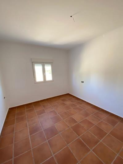 Image No.13-3 Bed Country Property for sale