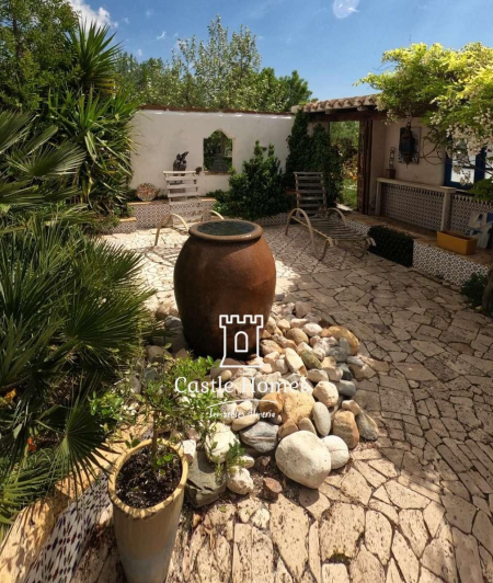 Image No.5-7 Bed Country Property for sale