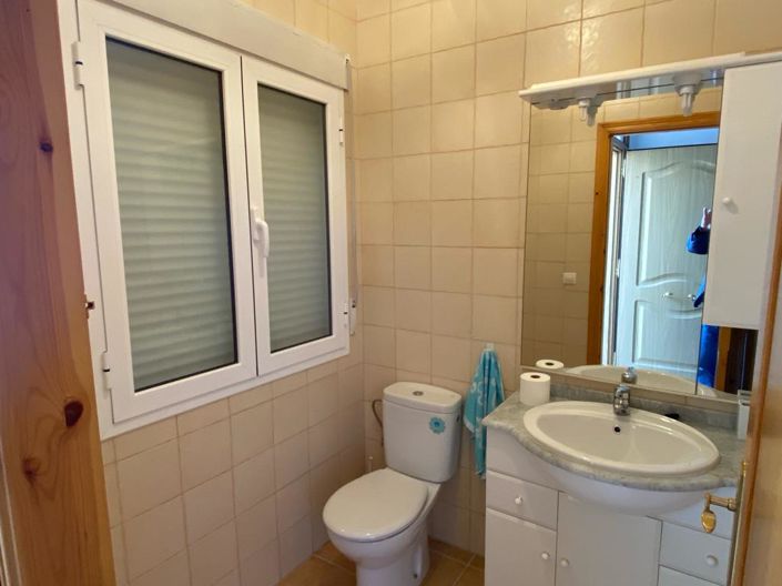 Image No.24-4 Bed Property for sale