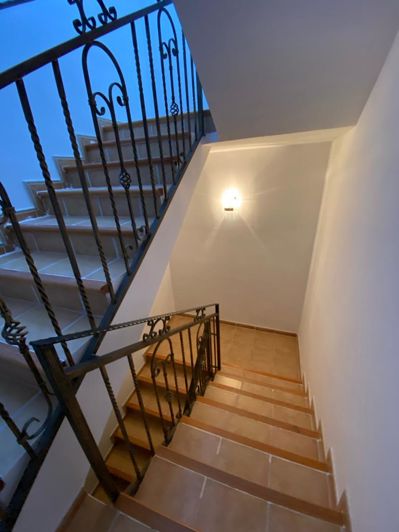 Image No.35-4 Bed Property for sale