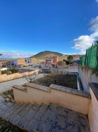property158954404