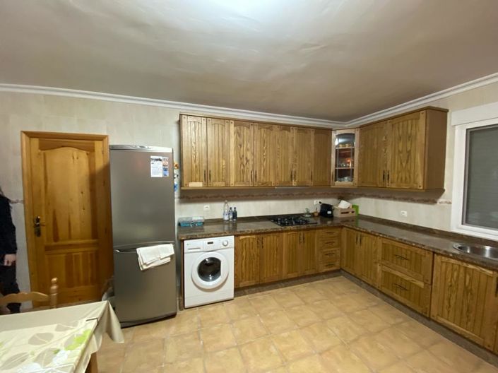 Image No.49-4 Bed Property for sale