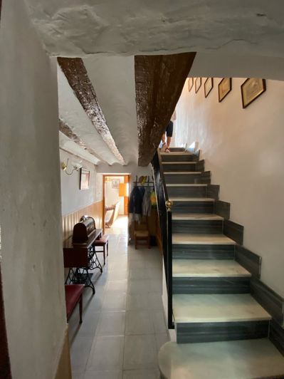 Image No.25-3 Bed Property for sale