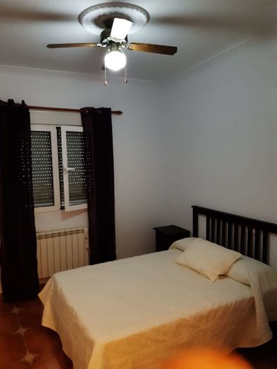 Image No.15-3 Bed Property for sale