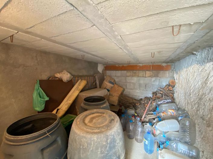 Image No.23-3 Bed Property for sale