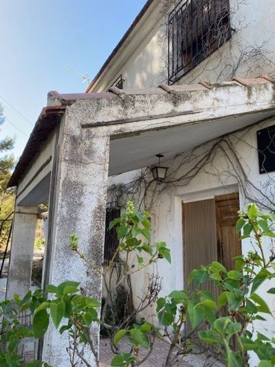 Image No.2-3 Bed Property for sale