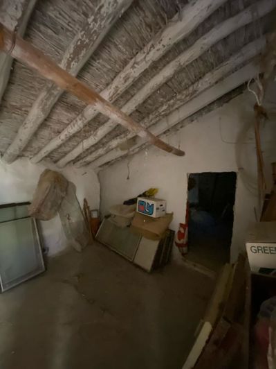 Image No.35-2 Bed Property for sale