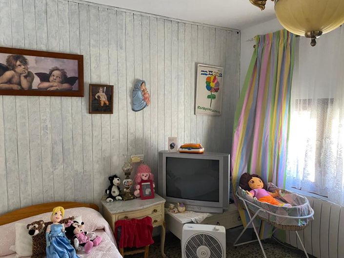 Image No.15-5 Bed House for sale