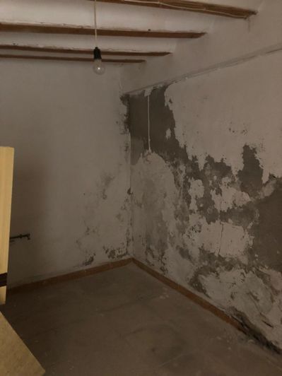 Image No.21-3 Bed Property for sale