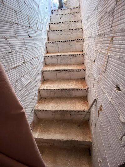 Image No.13-4 Bed Property for sale