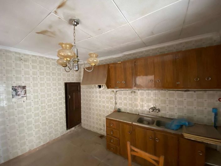 Image No.3-3 Bed Property for sale