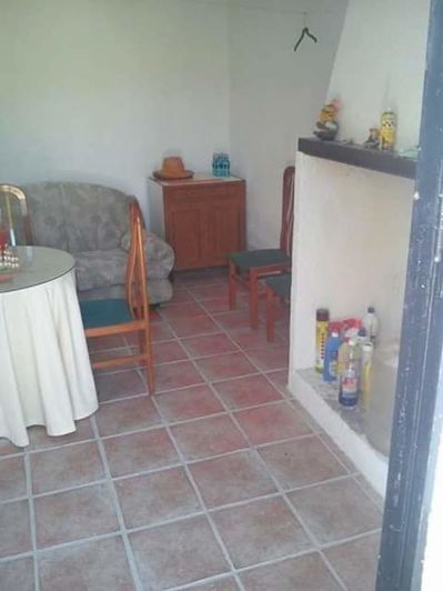 Image No.10-1 Bed Property for sale