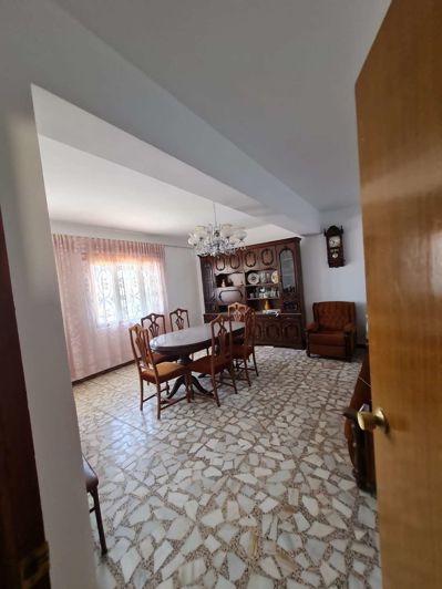 Image No.29-4 Bed Property for sale