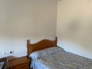 property148320732