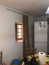 property143803641