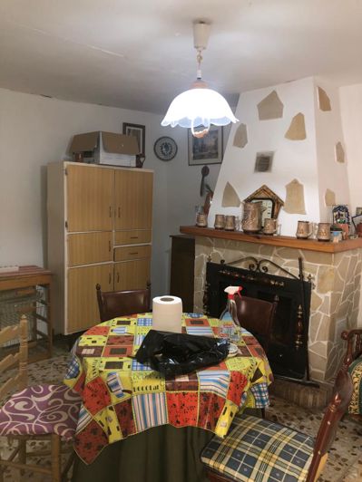 Image No.12-4 Bed Townhouse for sale