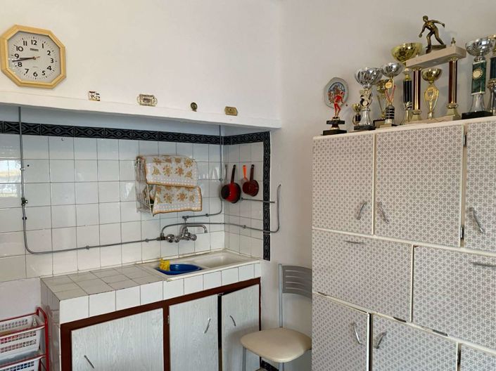 Image No.14-3 Bed Property for sale