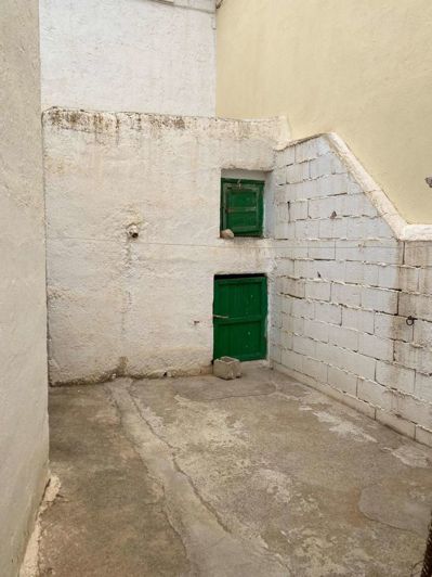 Image No.28-3 Bed Property for sale