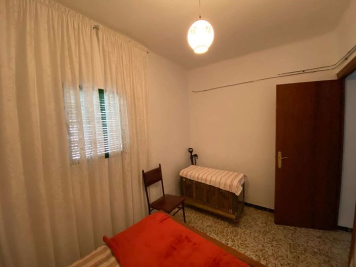 Image No.7-3 Bed Property for sale