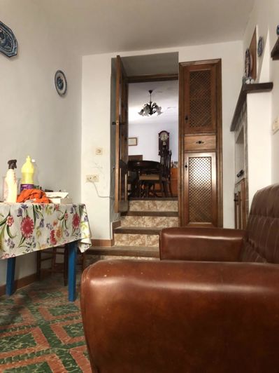 Image No.23-6 Bed Property for sale