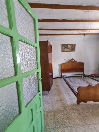 Image No.10-4 Bed House for sale