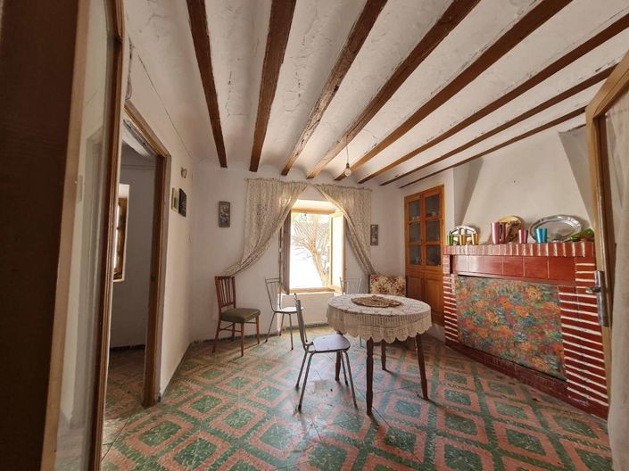 Image No.4-4 Bed House for sale