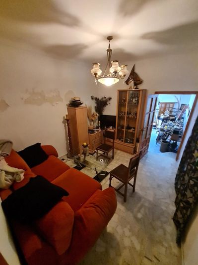 Image No.4-3 Bed Property for sale