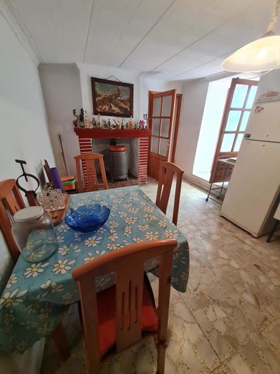 Image No.6-3 Bed Property for sale