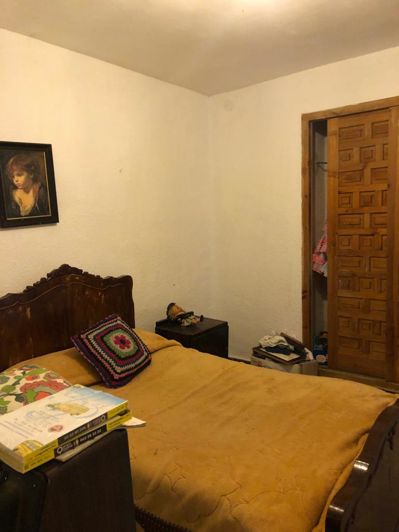 Image No.23-5 Bed Property for sale