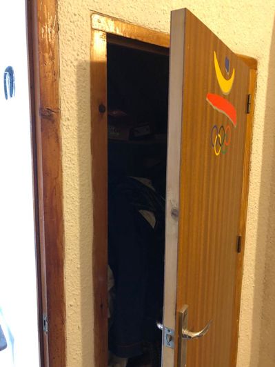 Image No.24-5 Bed Property for sale