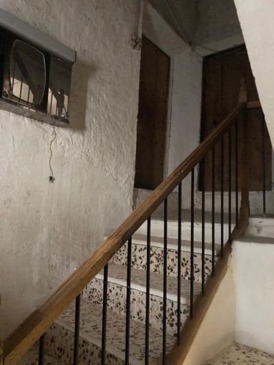 Image No.31-5 Bed Property for sale