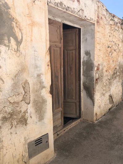 Image No.37-5 Bed Property for sale