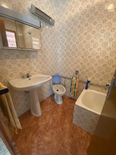 Image No.18-3 Bed Townhouse for sale