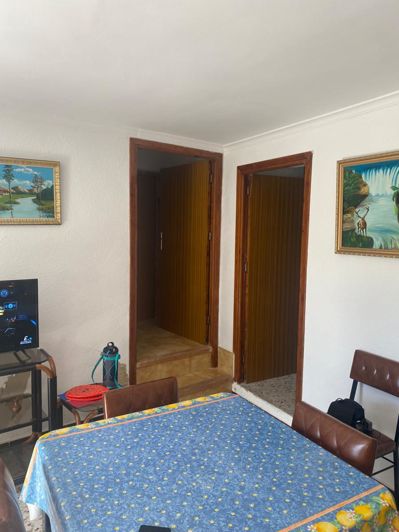 Image No.11-3 Bed Property for sale