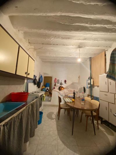 Image No.11-2 Bed Property for sale