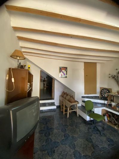 Image No.7-2 Bed Property for sale