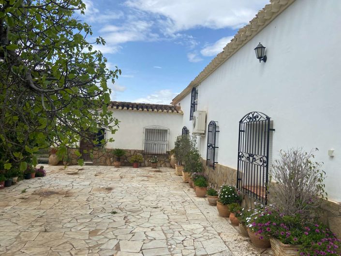 Image No.1-Propriété de 5 chambres à vendre à Taberno