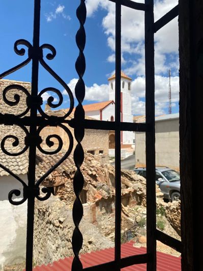 Image No.5-3 Bed Property for sale