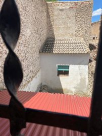 property148274825