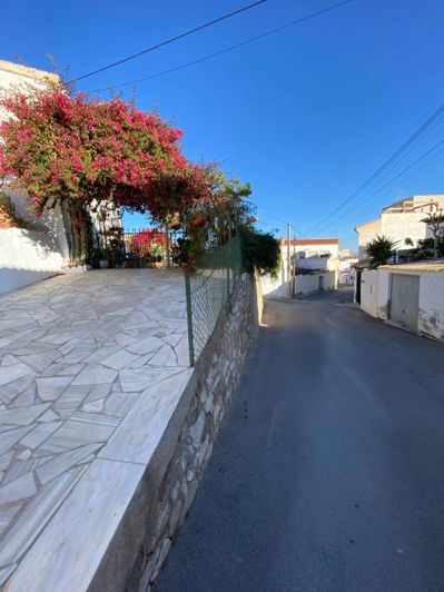 Image No.33-6 Bed Property for sale