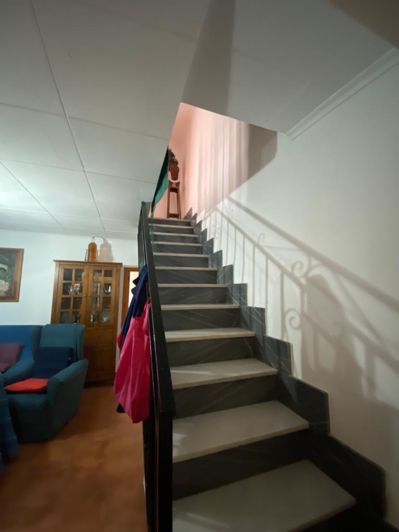 Image No.33-4 Bed Property for sale