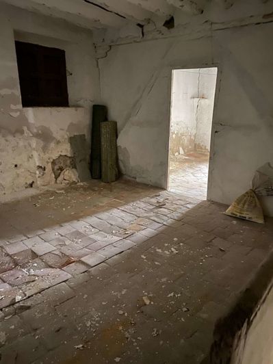 Image No.19-4 Bed Property for sale