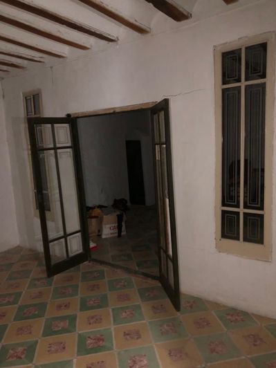 Image No.4-4 Bed Property for sale