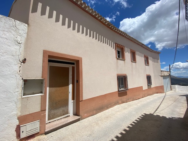 Image No.1-3 Bed Property for sale
