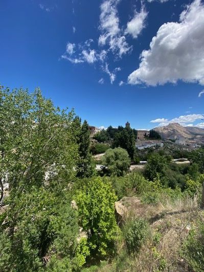 Image No.8-3 Bed Property for sale