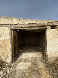 property184120894