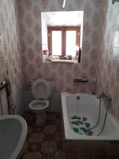 Image No.17-4 Bed Townhouse for sale